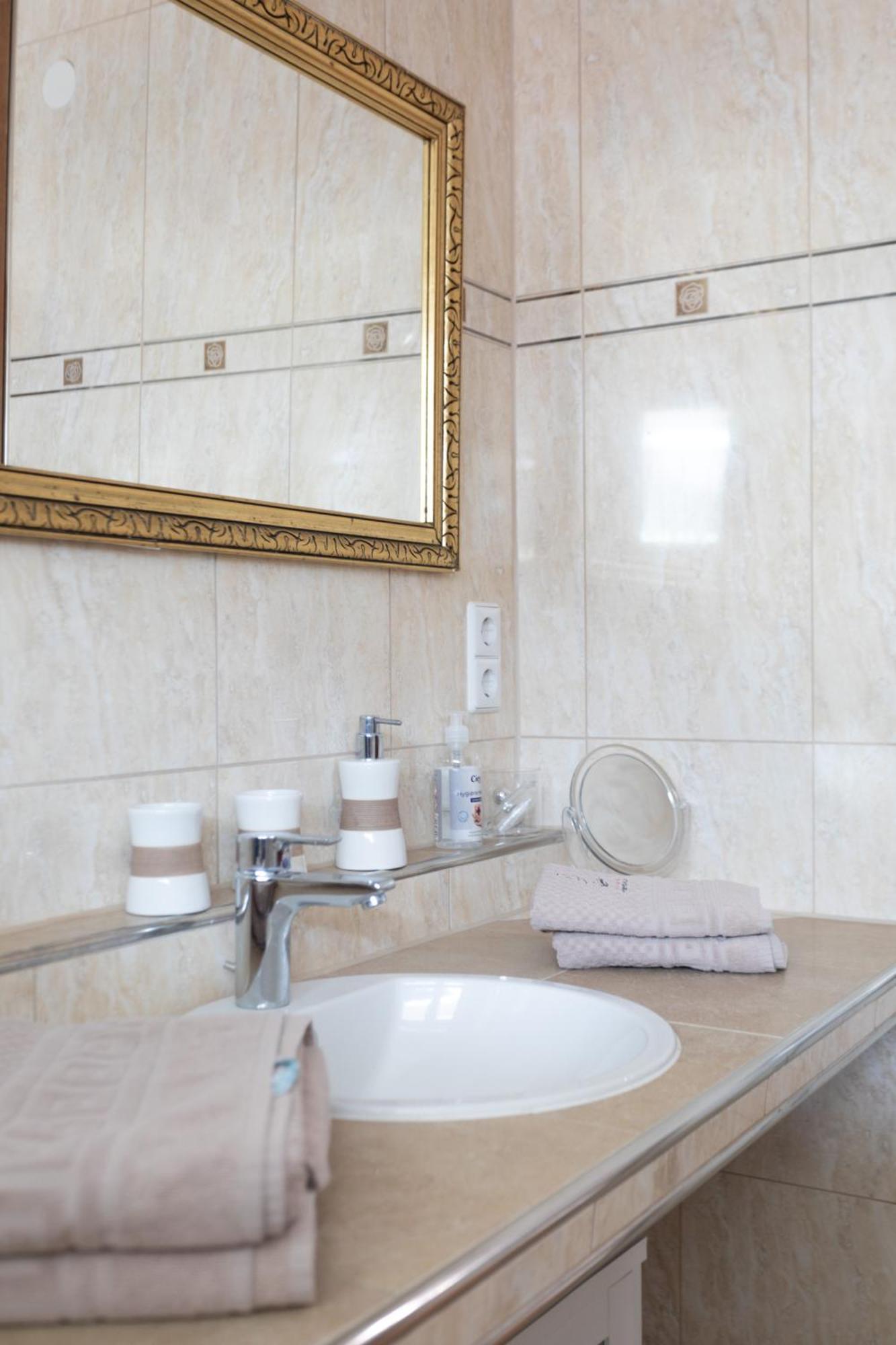 טטנאנג Storchennest - Schoenes, Ruhiges Apartment Mit Sonnenterrasse מראה חיצוני תמונה