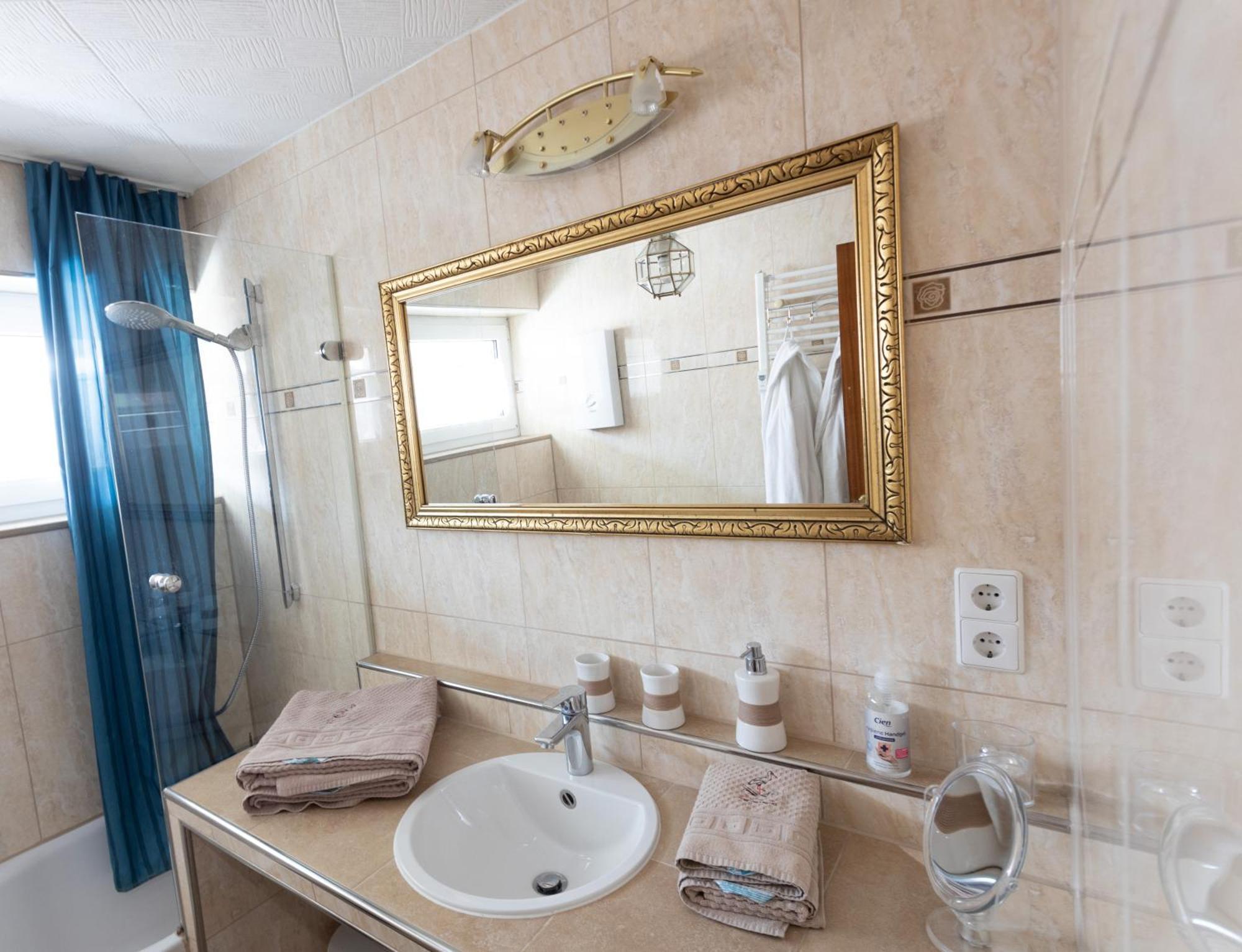 טטנאנג Storchennest - Schoenes, Ruhiges Apartment Mit Sonnenterrasse מראה חיצוני תמונה